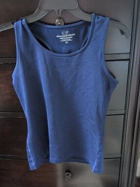 Vineyard Vines Women's Performance Tank Top - Navy Blue